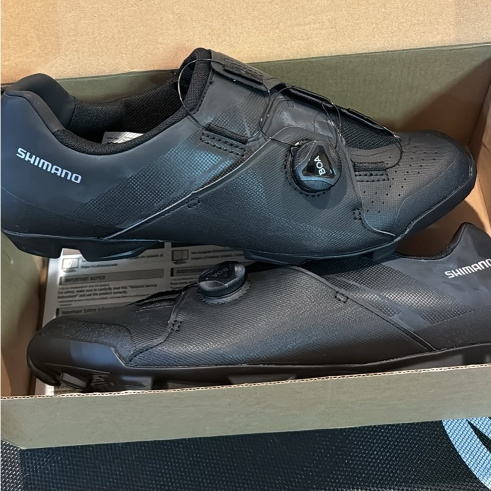 Shimano XC3 Bike Shoes New Size US 10.5